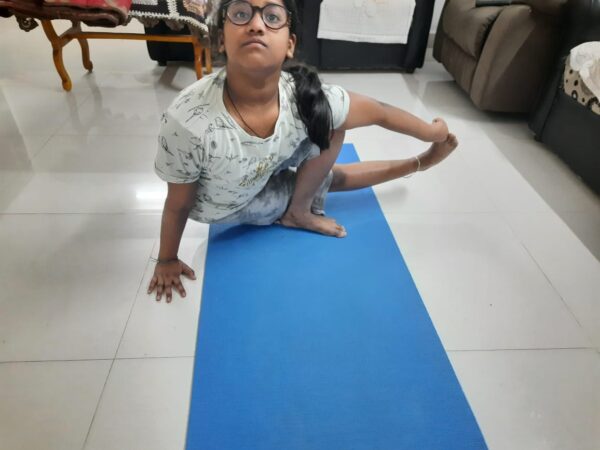 Online Kids LIVE Yoga - Image 22